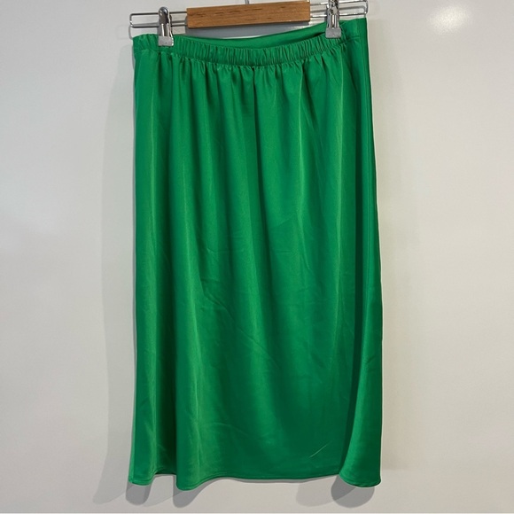 J.Crew A-Line Satin Slip Midi Skirt in Vintage Kelly Green - Picture 4 of 10